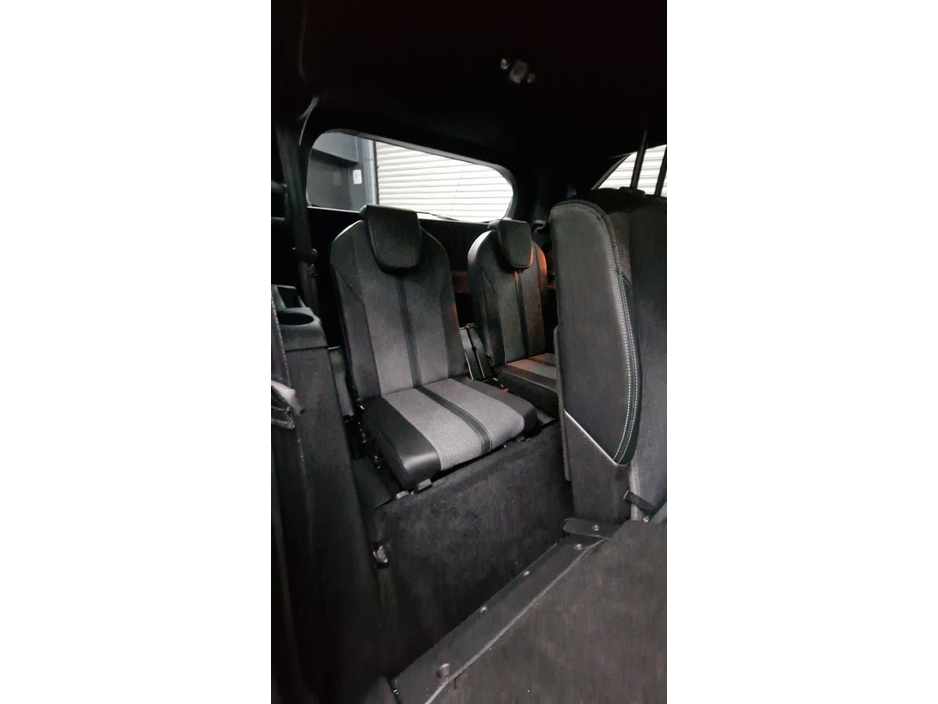 2023 Peugeot 5008 - image 20