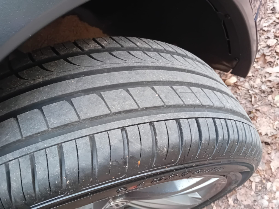 2018 Volkswagen Tiguan - image 35