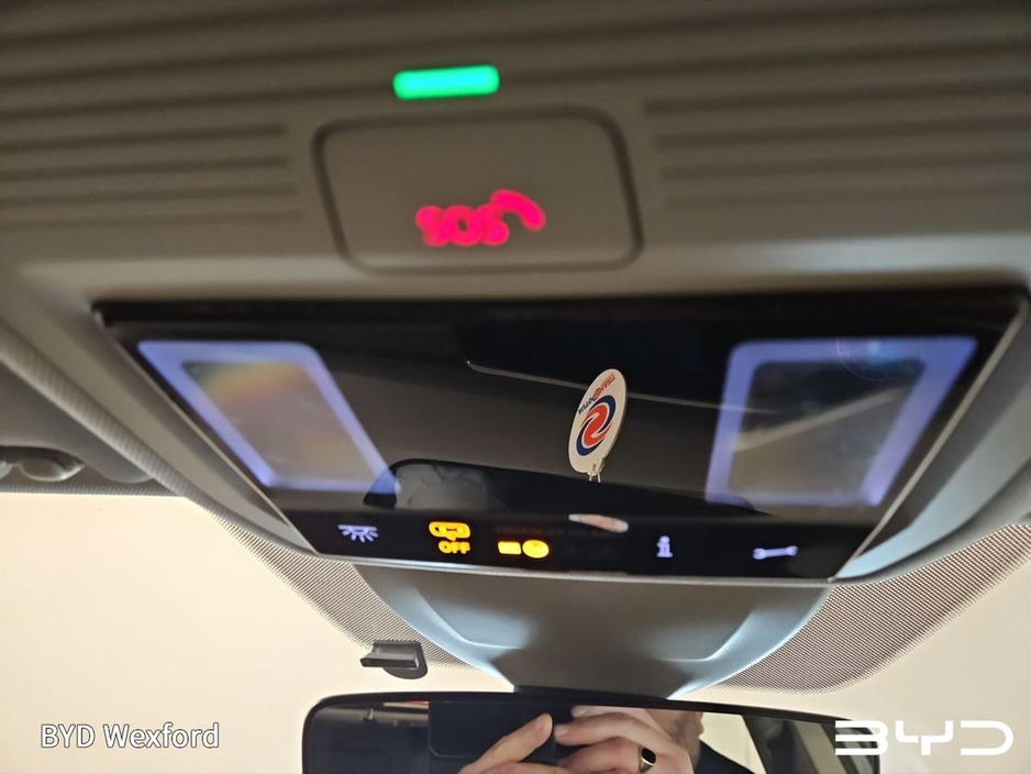 2021 Volkswagen Golf 2.0 TDI 115HP Life €21,975