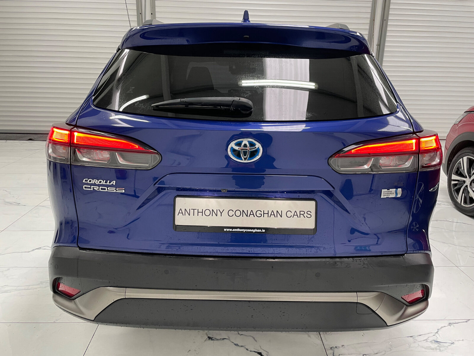 2022 Toyota Corolla Cross - image 4