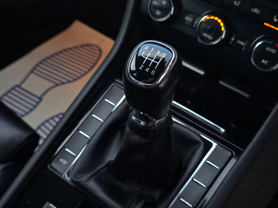 2016 Skoda Superb 2.0 TDI 150bhp Style €11,950