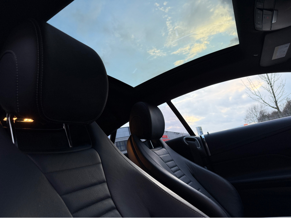 2019 Mercedes-Benz E Class - image 11