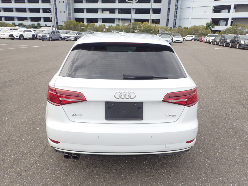 2018 Audi A3 1.4 TFSI SPORT PLUS LEATHER PETROL AUTOMATIC // VIRTUAL DASH // STUNNING CAR THROUGHOUT // FULL LEATHER // BLUETOOTH MEDIA // UPGRADED ALLOYS // FULL PARK ASSIST // REVERSING CAMERA €19,950