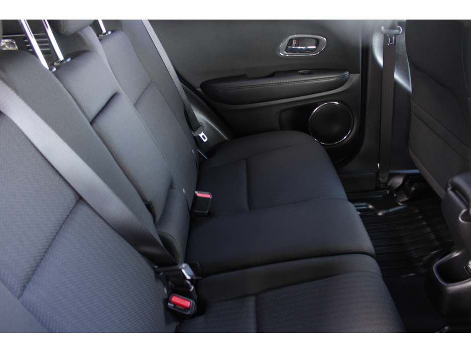 2016 Honda Vezel - image 19