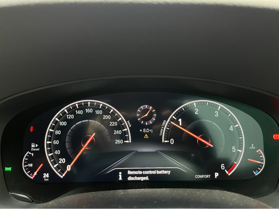 2019 BMW 5 Series - image 28