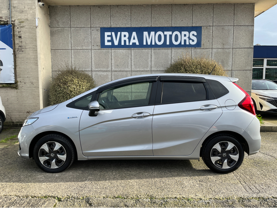 2018 Honda Fit - image 6