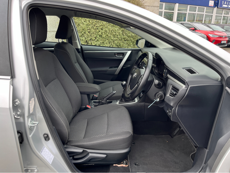 2016 Toyota Corolla D-4D LUNA 1.4 DIESEL //SAT NAV//REVERSE CAMERA// €13,950