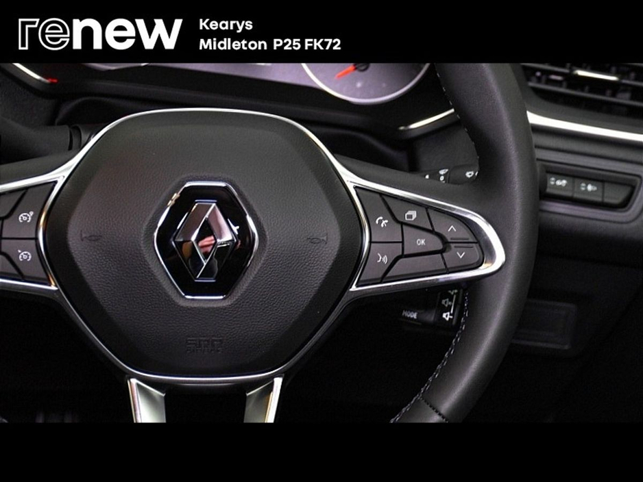 2022 Renault Captur - image 18