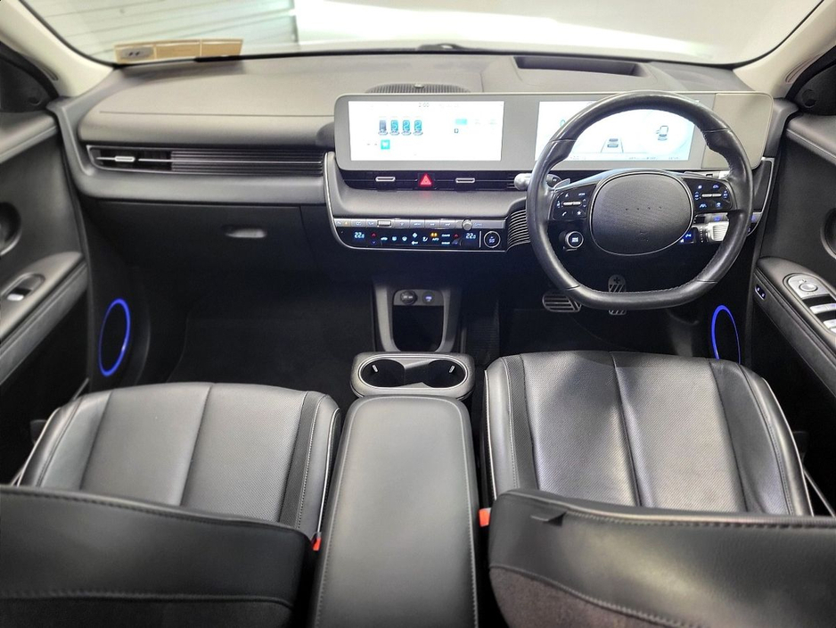 2023 Hyundai Ioniq 5 - image 4