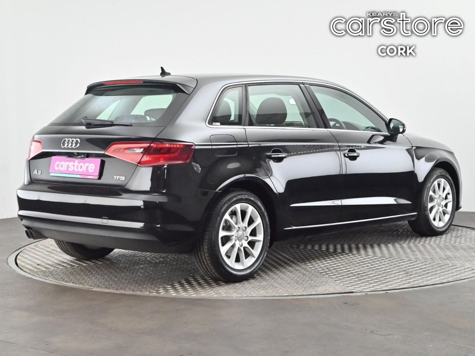 2016 Audi A3 - image 5