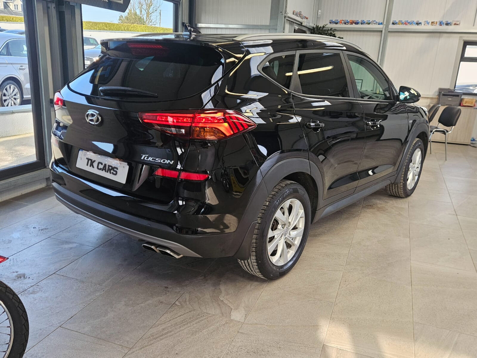 2020 Hyundai Tucson - image 3