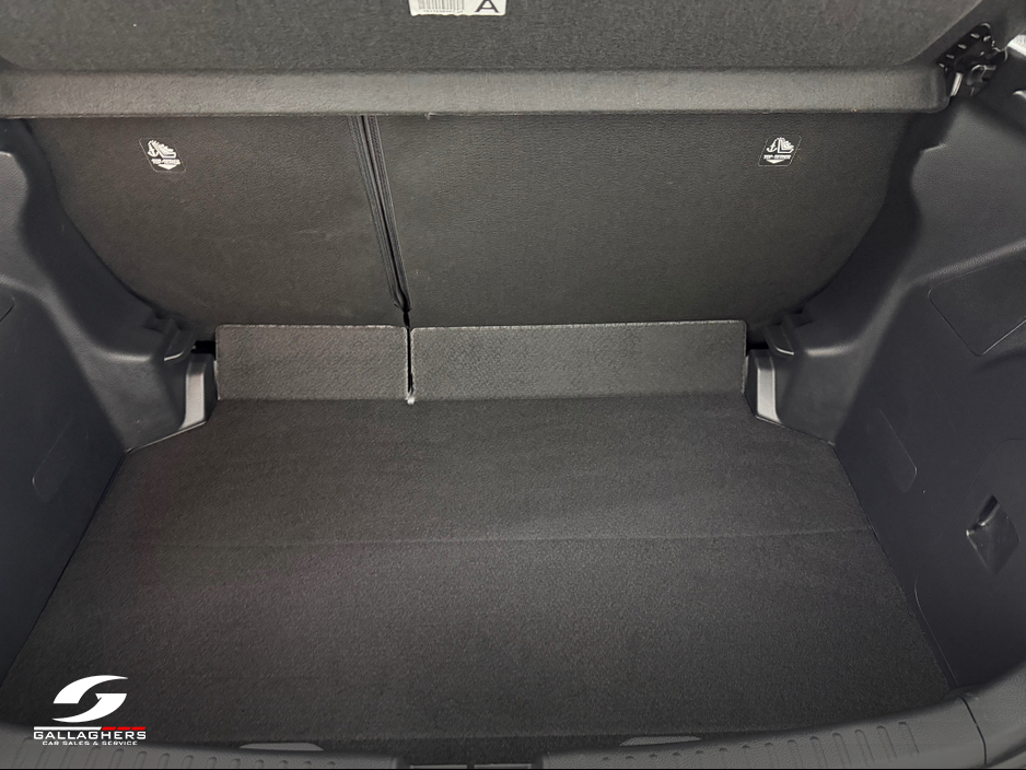 2024 Toyota Yaris - image 15