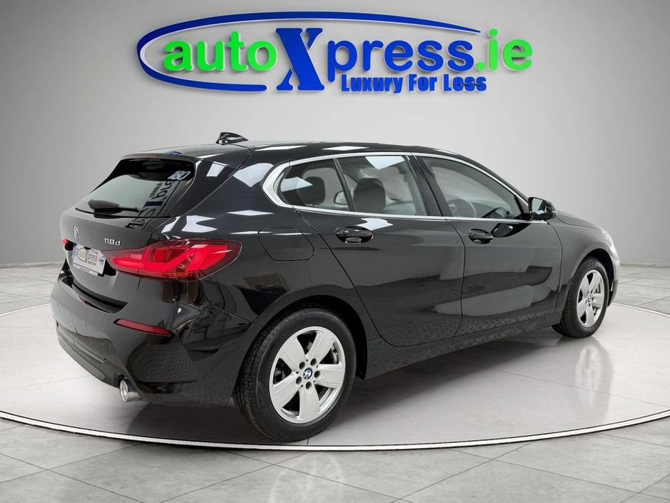 2021 BMW 1 Series 118D PLAY Automatic €25,995