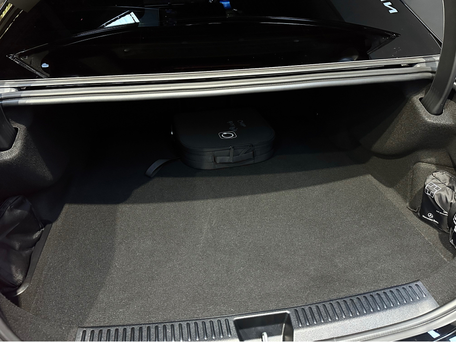 2025 Mercedes-Benz AMG E 53 PREMIUM PLUS E-HYBRID 4MATIC €109,950