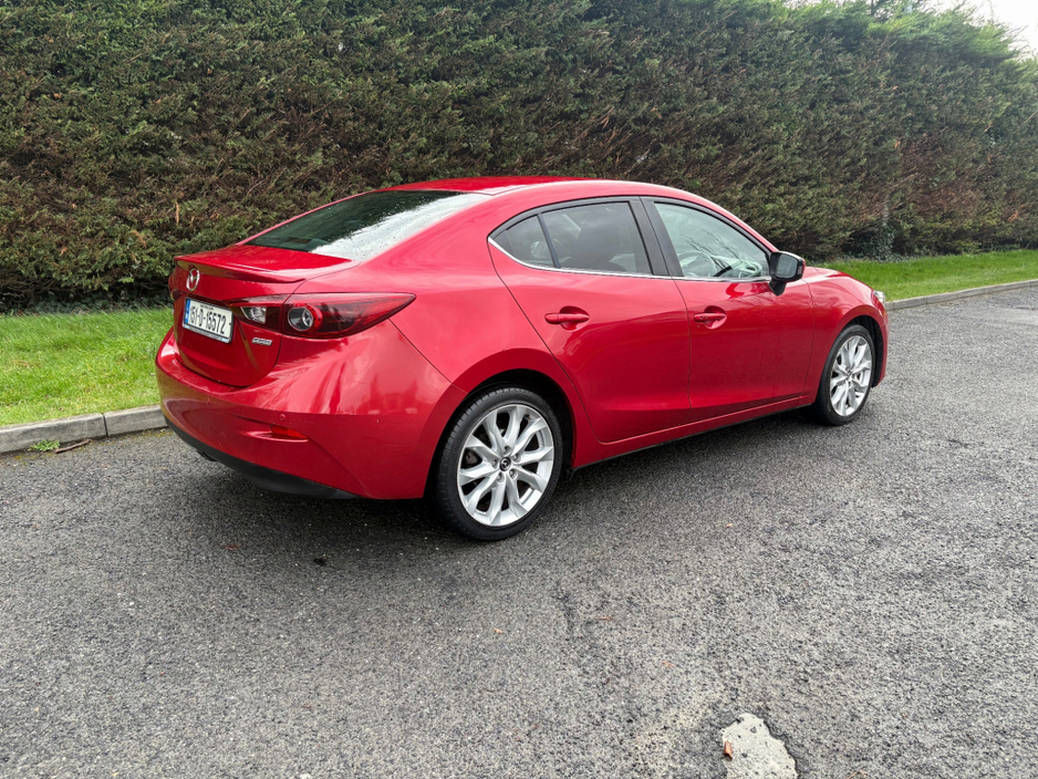 2015 Mazda Mazda3 150PS PLATINUM 4DR €5,995