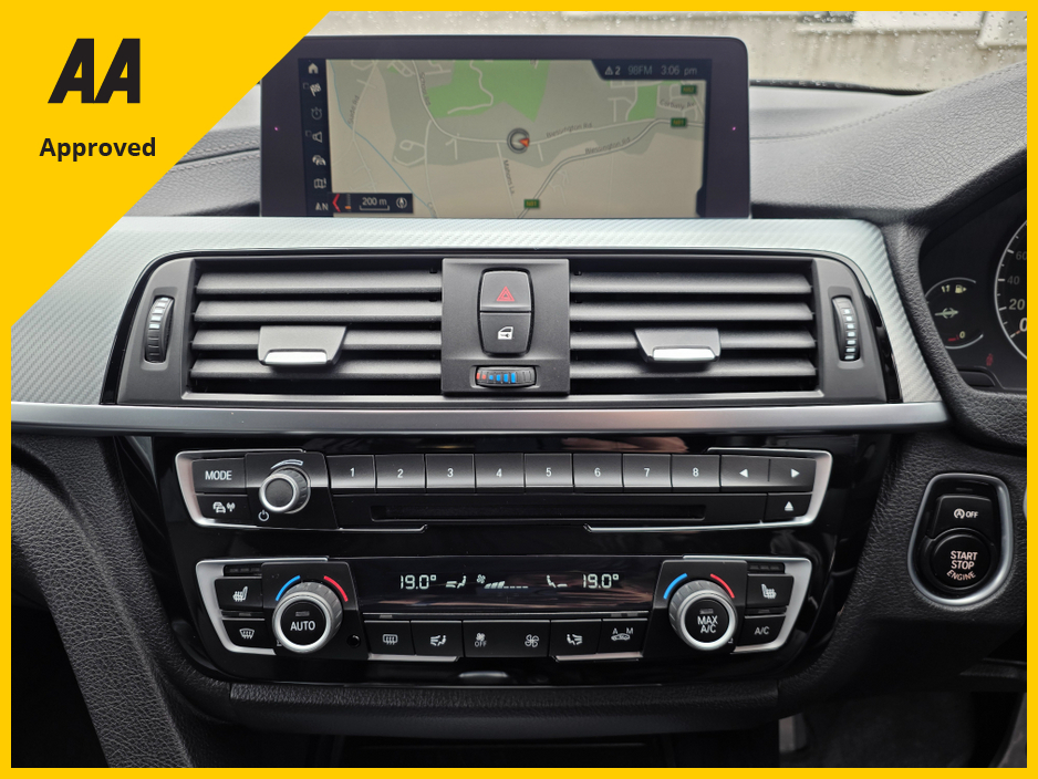 2018 BMW 3 Series - image 15