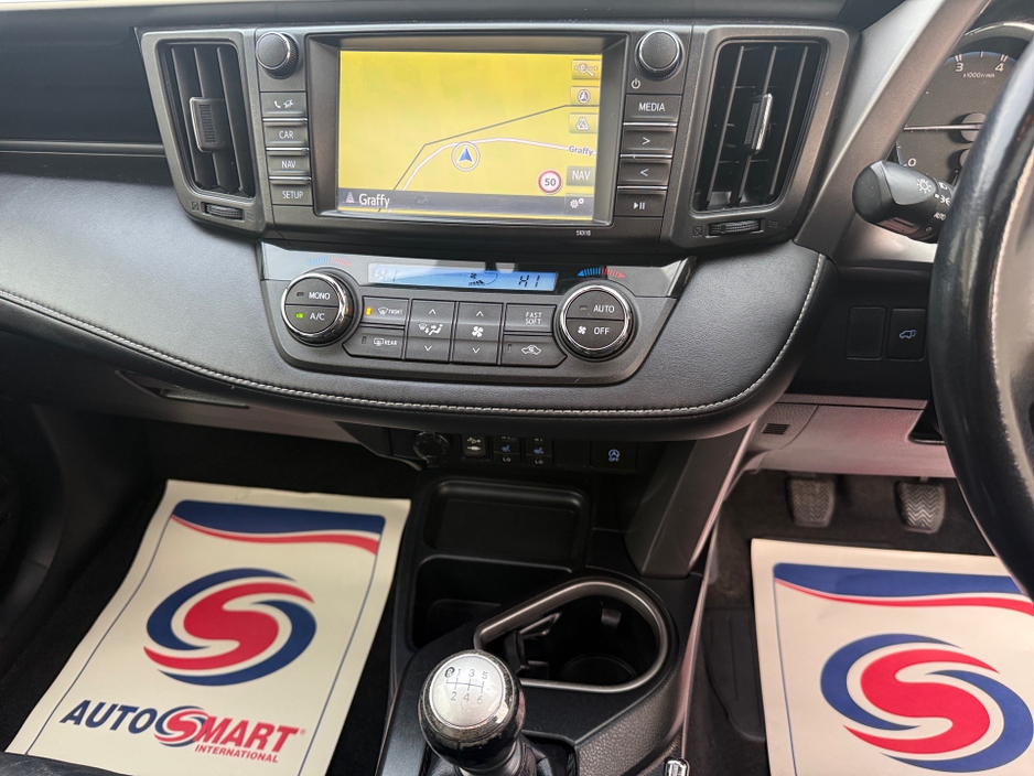 2016 Toyota Rav4 - image 16