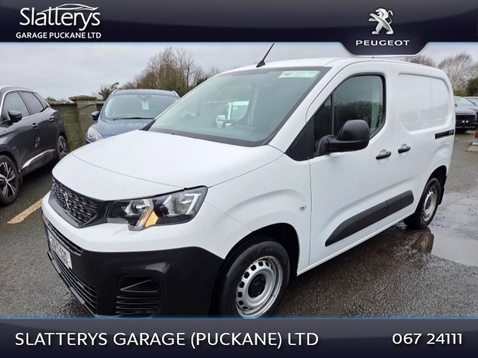 2020 Peugeot Partner - image 3