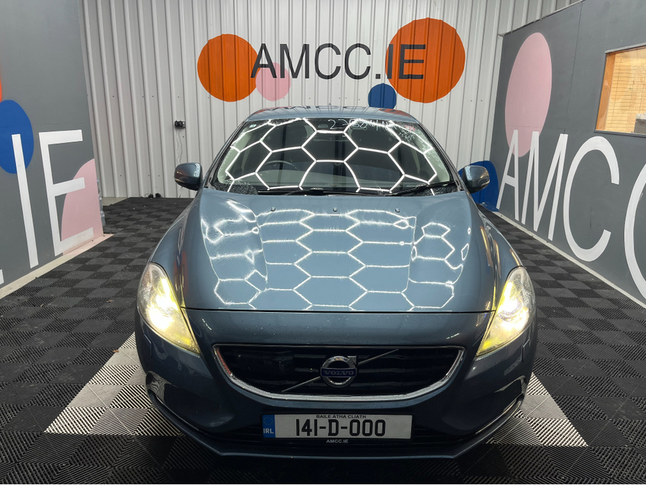 2014 Volvo V40 €10950 2014 VOLVO V40 T4 SE 1.6 AUTOMATIC / CRUISE CONTROL / REVERSE CAMERA / ELECTRIC MEMORY & HEATED SEATS €10,950