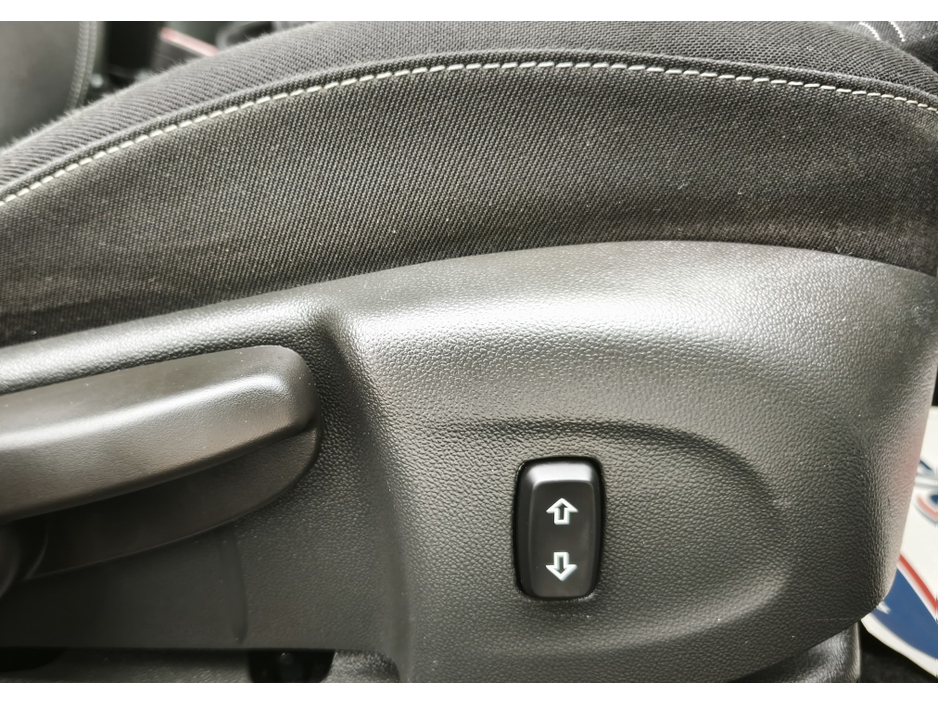 2019 Opel Astra - image 10