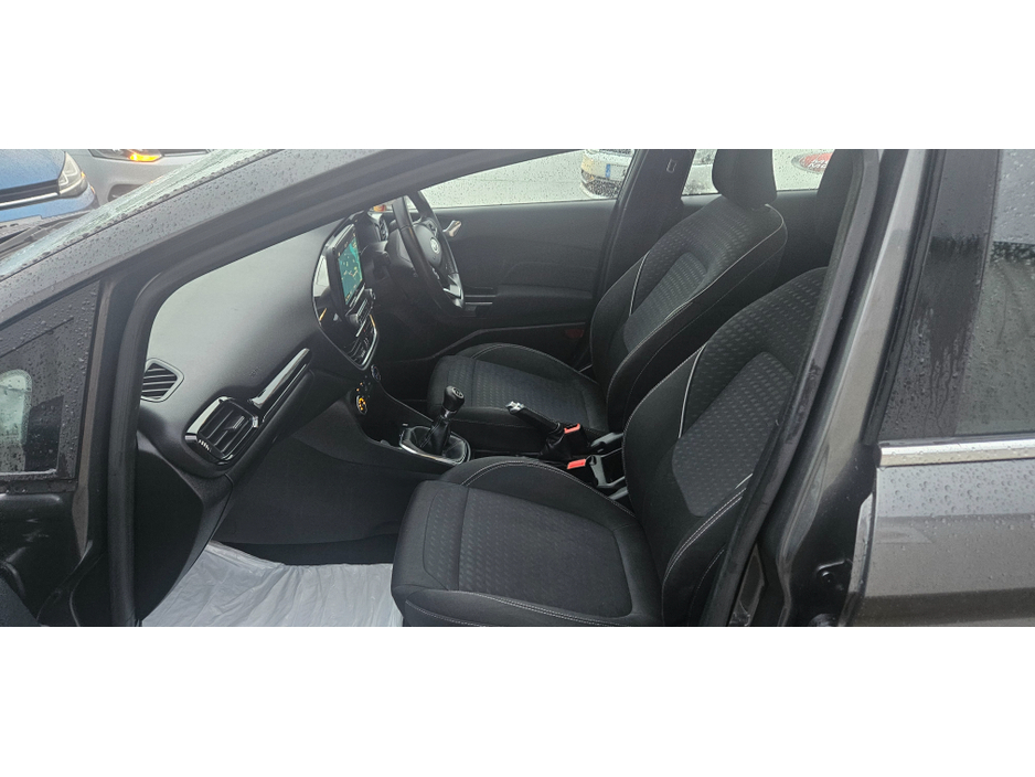 2018 Ford Fiesta ZETEC 1.1 petrol 84bhp 5dr new model €9,950