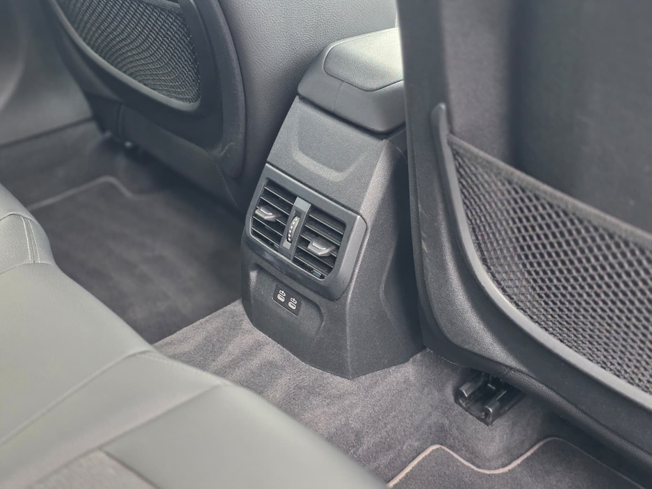 2020 BMW 1 Series - image 17