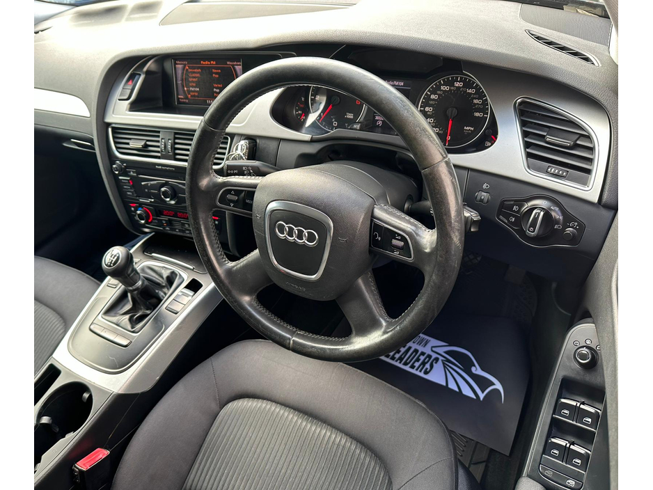 2009 Audi A4 - image 18