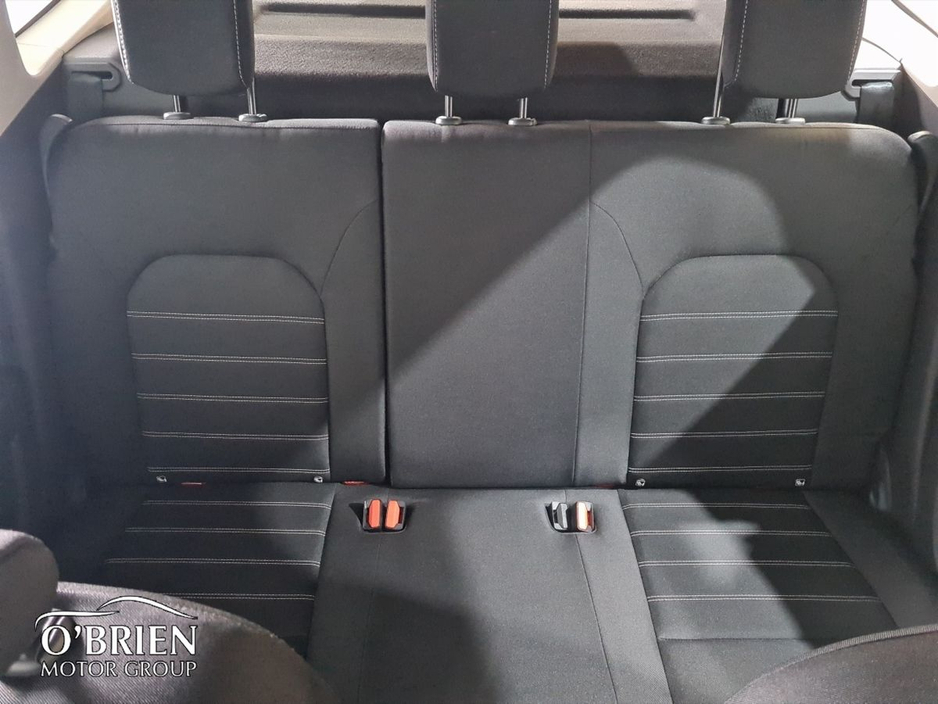 2022 Dacia Duster - image 19