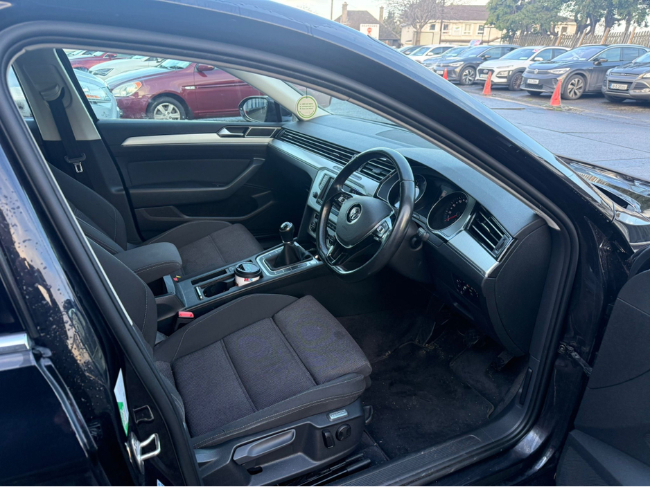 2015 Volkswagen Passat COMFORTLINE 1.6 TDI MANUAL 6SPEED FWD 120HP 4DR €9,990