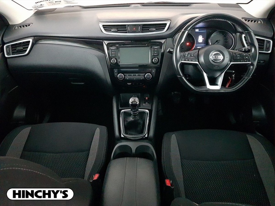 2021 Nissan Qashqai - image 2