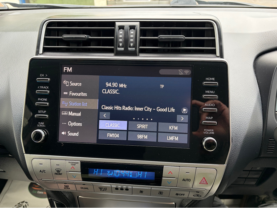 2021 Toyota Landcruiser - image 17