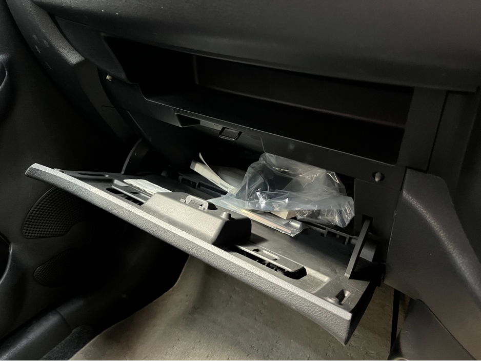 2018 Nissan March - image 16