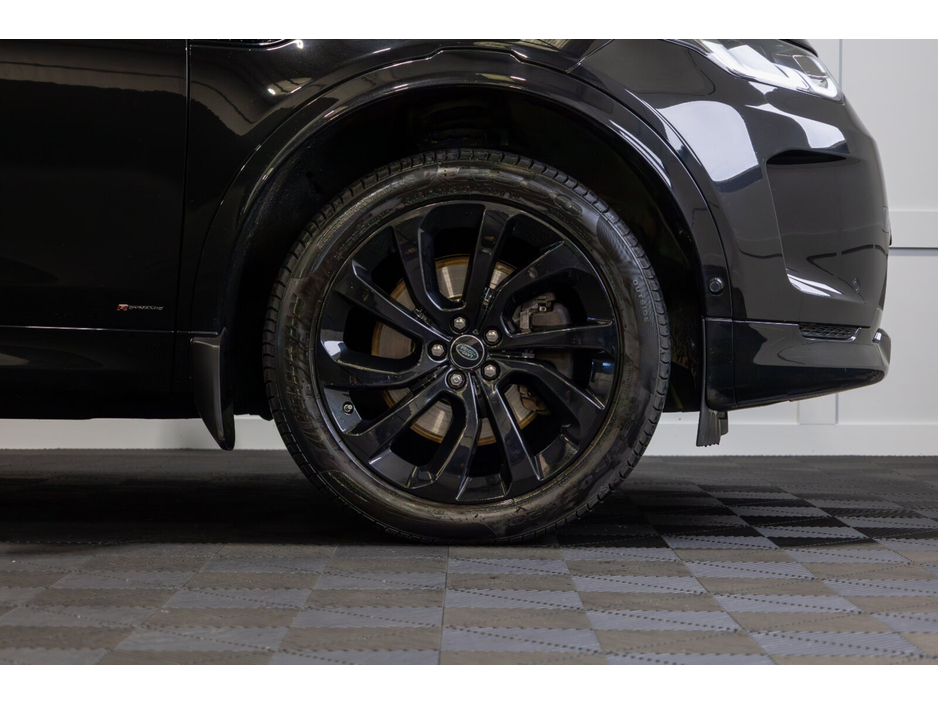 2021 Land Rover Discovery Sport 1.5 I3 PHEV 300 PS AWD R-Dynamic HSEAuto €33,950