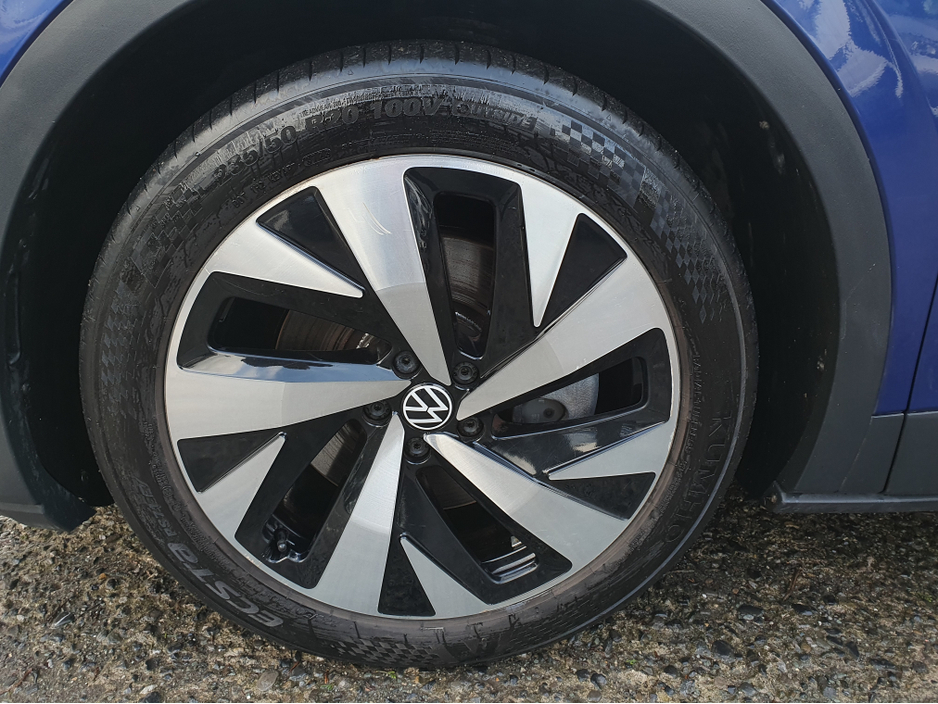 2021 Volkswagen ID.4 PRO PERFORMANCE FULLY ELECTRIC NCT 03/27 FINANCE AVAILABLE €90 PER WEEK HEATED STEERING WHEEL/ HEATED SEATS/ SAT NAV/ TOUCH SCREEN/ ANDROID AUTO/ APPLE CAR PLAY/ REVERSE CAMERA/ HISTORY CHECKED €19,900