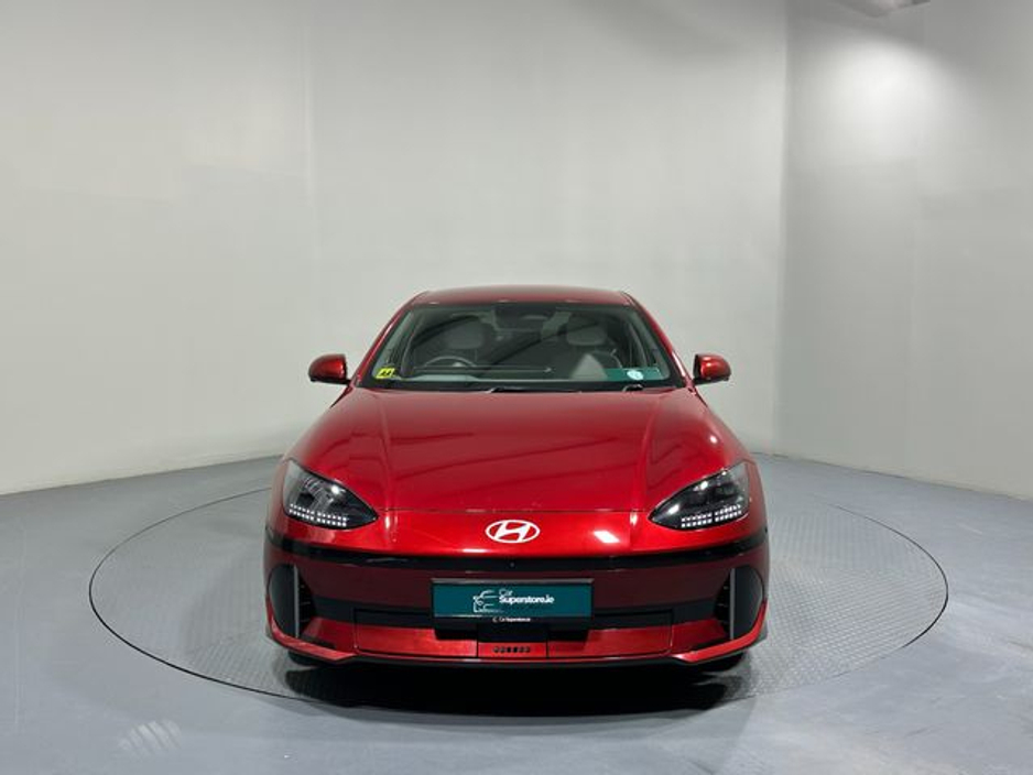 2023 Hyundai Ioniq 6 - image 2