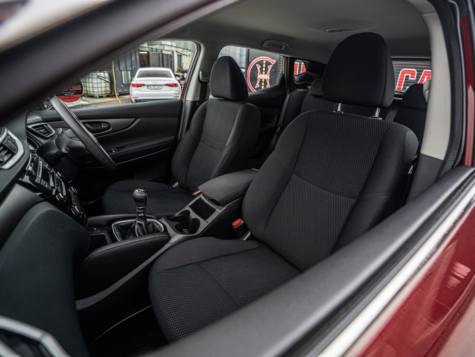 2018 Nissan Qashqai - image 28