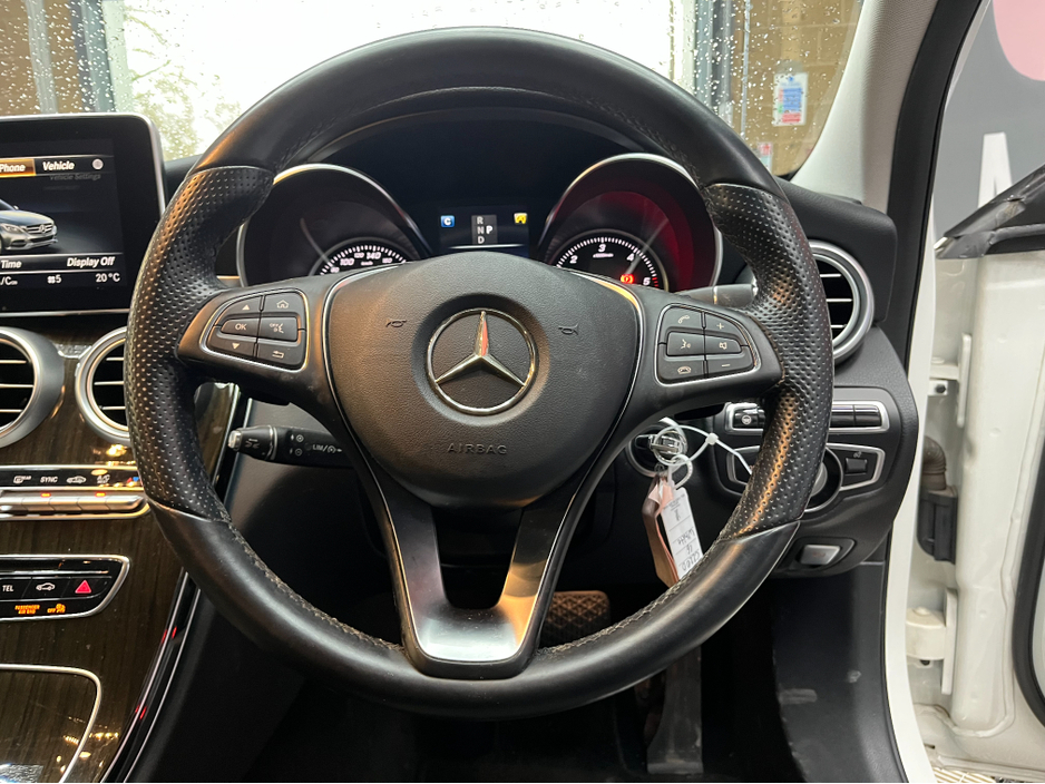 2016 Mercedes-Benz C Class €19950! 2016 MERCEDES-BENZ C220D AVANTGARDE 2.2 AUTOMATIC / CRUISE CONTROL / REVERSE CAMERA / ELECTRIC MEMORY & HEATED SEATS / €19,950