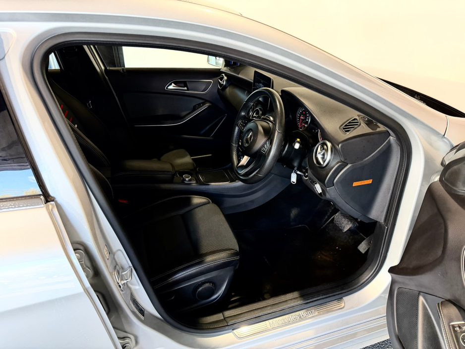 2017 Mercedes-Benz A Class - image 8