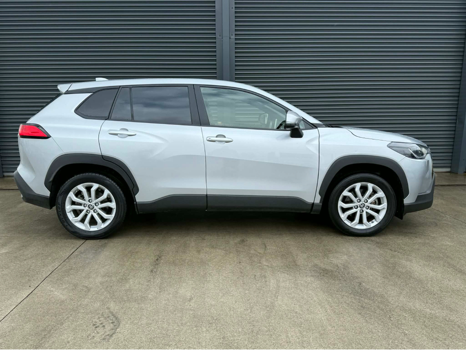 2023 Toyota Corolla - image 4