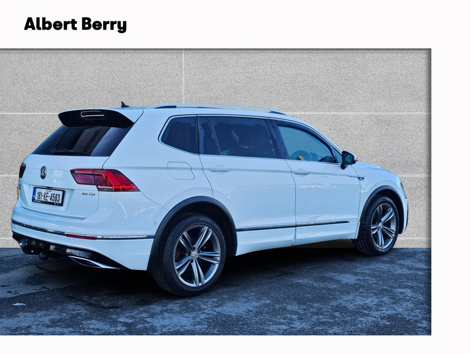 2018 Volkswagen Tiguan - image 4