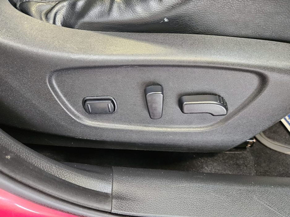 2020 Nissan X-Trail - image 6