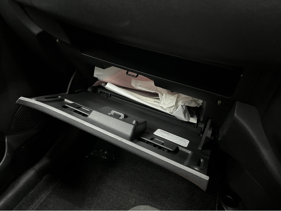 2019 Nissan March - image 14