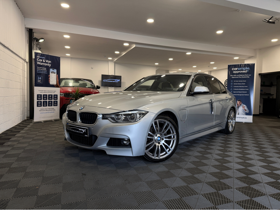 2018 BMW 3 Series - image 3