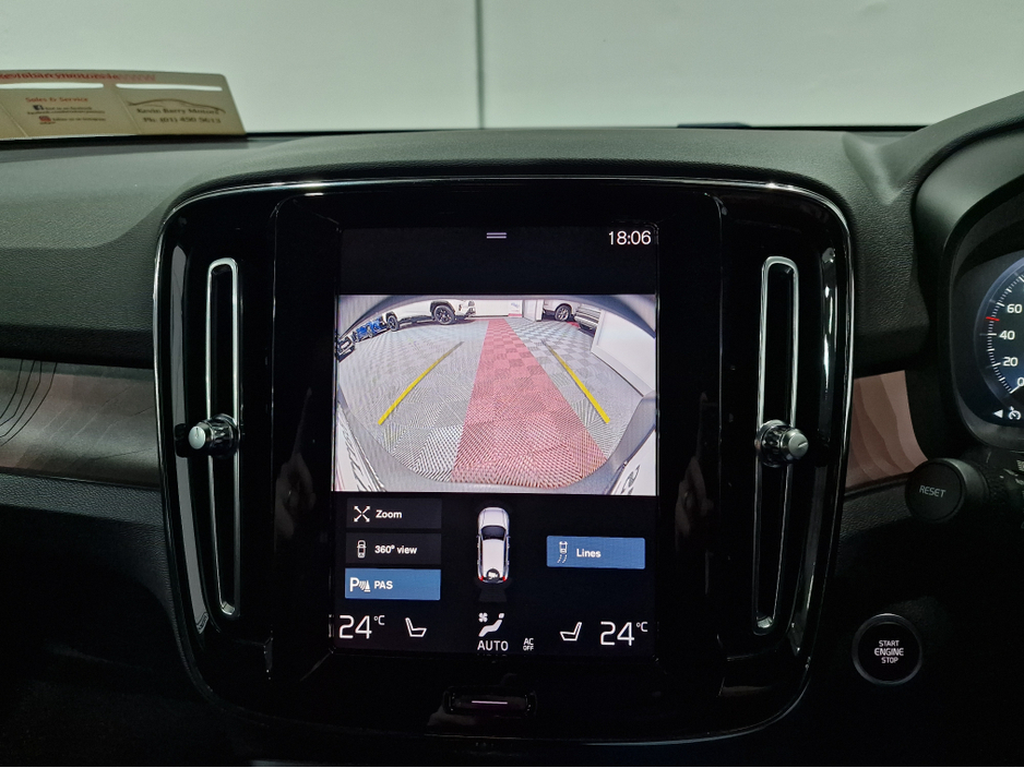 2023 Volvo XC40 T4 PLUS DARK RECHARGE AUTOMATIC **ONE OWNER / APPLE CARPLAY / CRUISE CONTROL / ELECTRIC BOOTLID / HEATED FRONT & REAR SEATS / HEATED STEERING WHEEL / 360 DEGREE CAMERA / WIRELESS PHONE CHARGING** €38,900