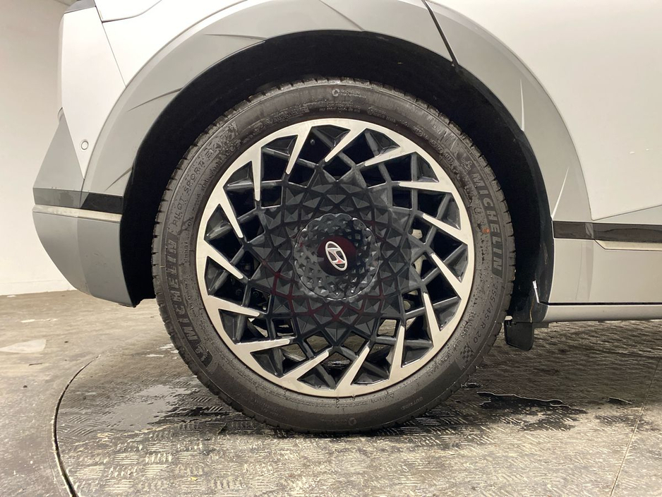 2026 Hyundai Ioniq 5 - image 6