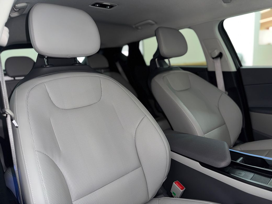 2025 Kia EV6 - image 7