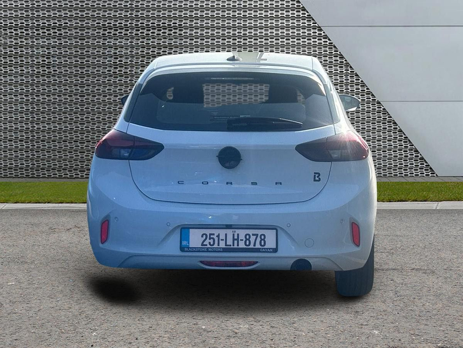 2025 Opel Corsa - image 9