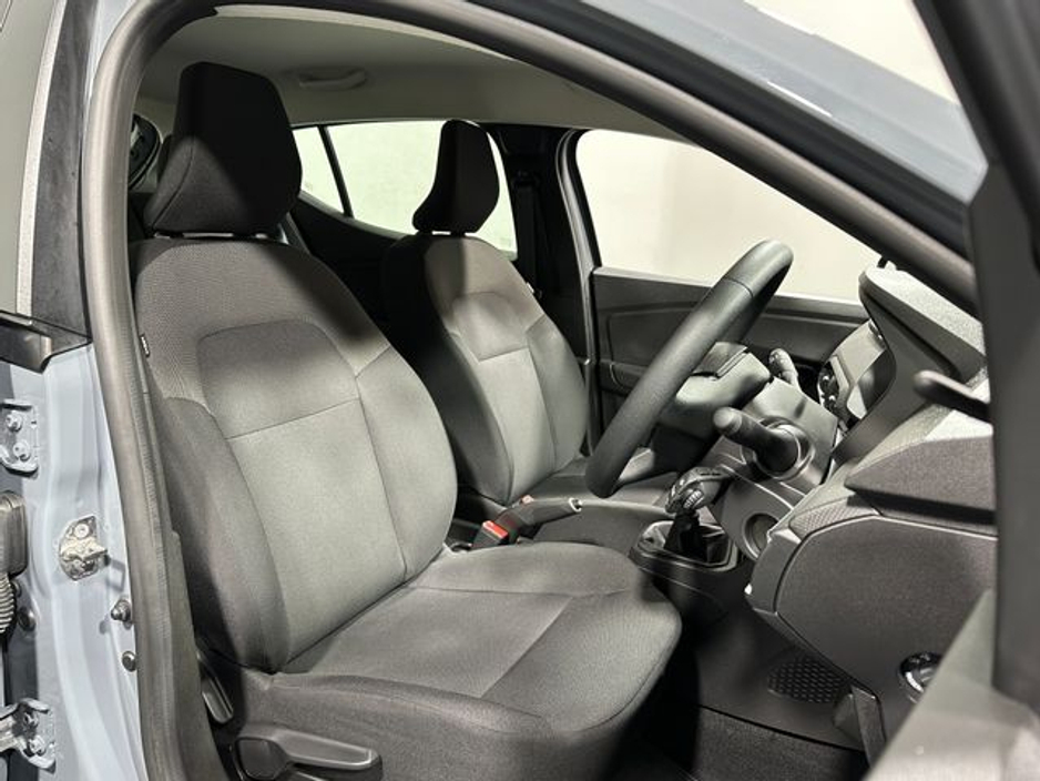 2024 Dacia Sandero - image 10