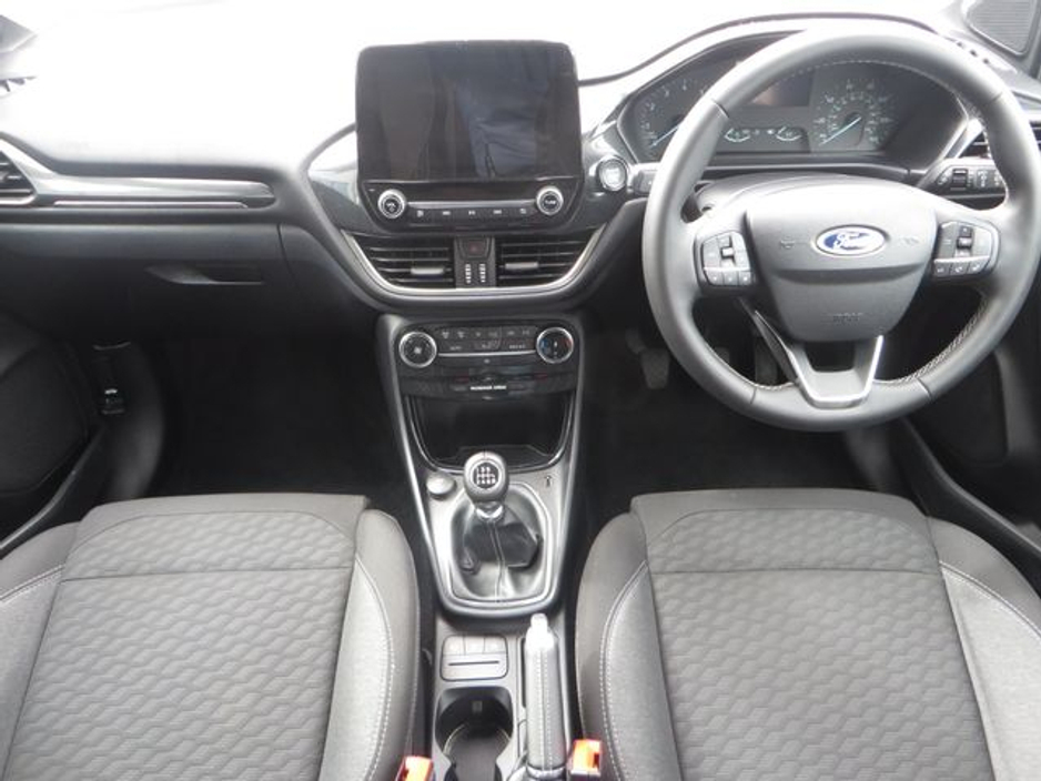 2023 Ford Puma - image 15