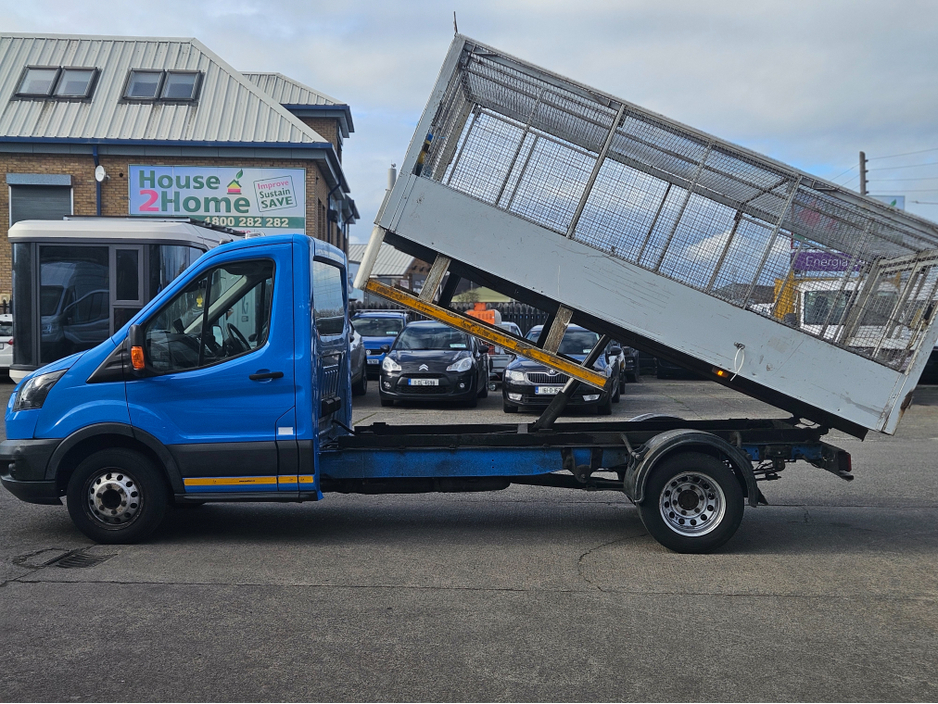 2018 Ford Transit - image 5